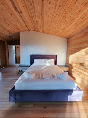 Hypo-allergenic bedding, minibar, free WiFi, bed sheets - Rocas Roja Beach Hotel (Fethiye)