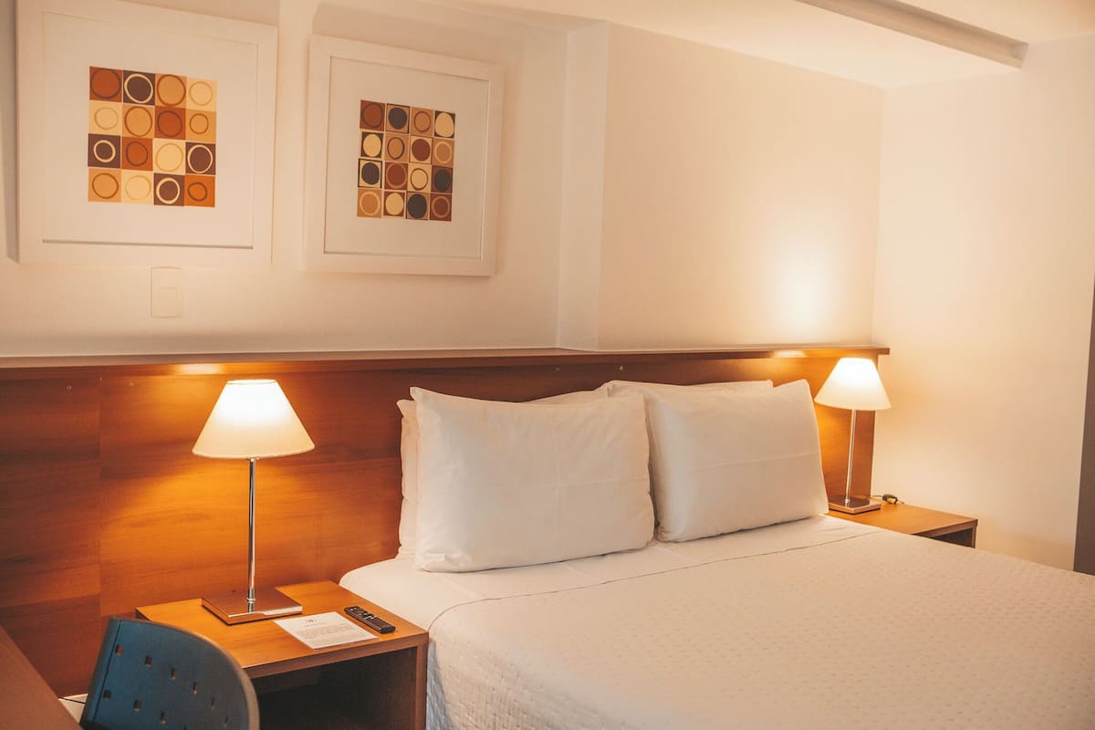 1 bedroom, Egyptian cotton sheets, premium bedding, pillow-top beds