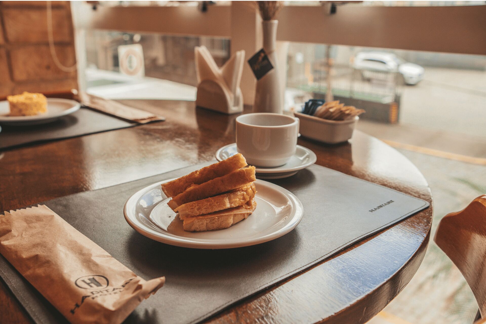Breakfast area