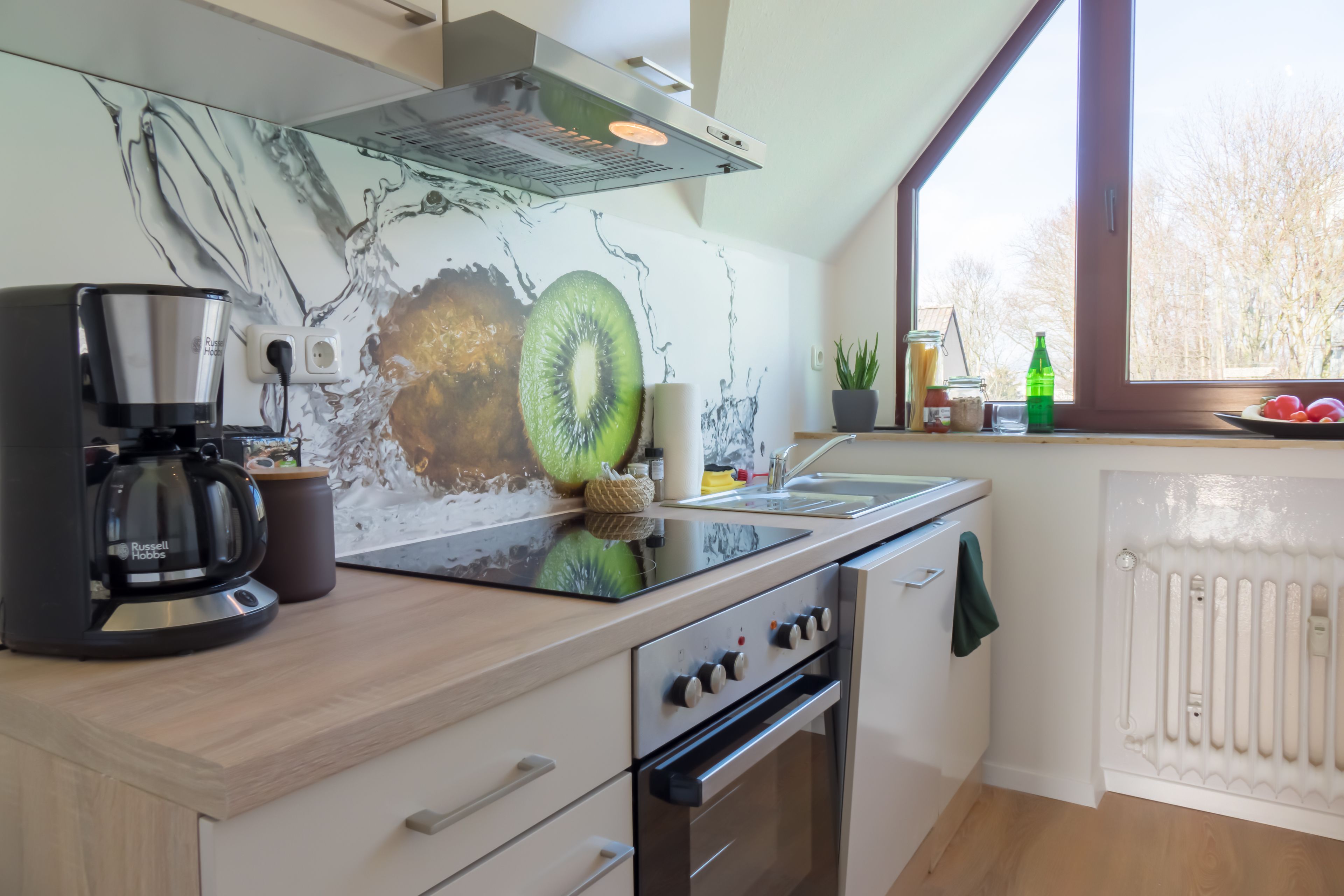 Sky Suite with balcony by the university near the HBF | Private kitchen | Full-size fridge, microwave, stovetop, espresso maker