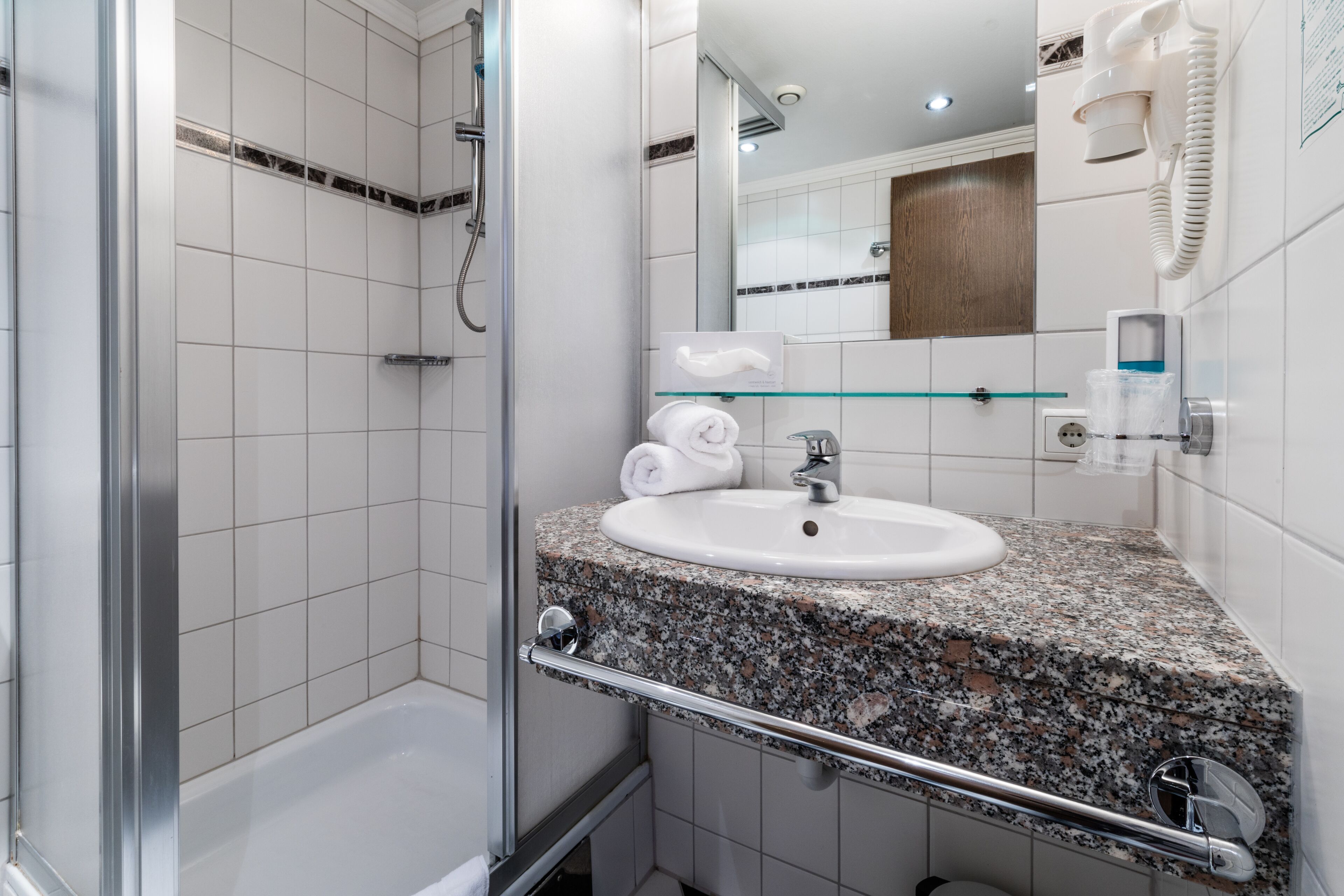 double room, balcony, mountain view | bathroom | free toiletries, towels, soap, shampoo