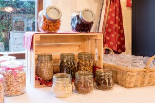 Café da manhã com buffet todos os dias (EUR 12 por pessoa) 