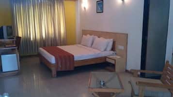 Club Cottage | 1 bedroom, individually decorated
