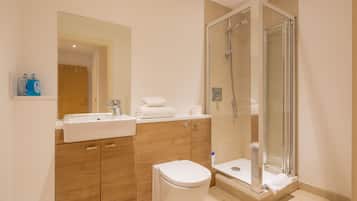 Family Apartment | Bathroom | Hair dryer, towels