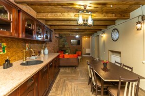 Royal Duplex, 4 Bedrooms, Lanai, Courtyard Area | Living area | 81-cm flat-screen TV with cable channels, Smart TV - 4 keys (Tbilisi)