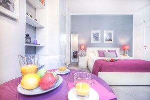 Studio | Iron/ironing board, free WiFi, bed sheets - Jardin Suite Studio (Rome)