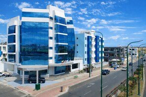 واجهة المنشأة