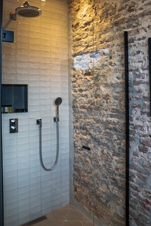 Douche de la salle de bain