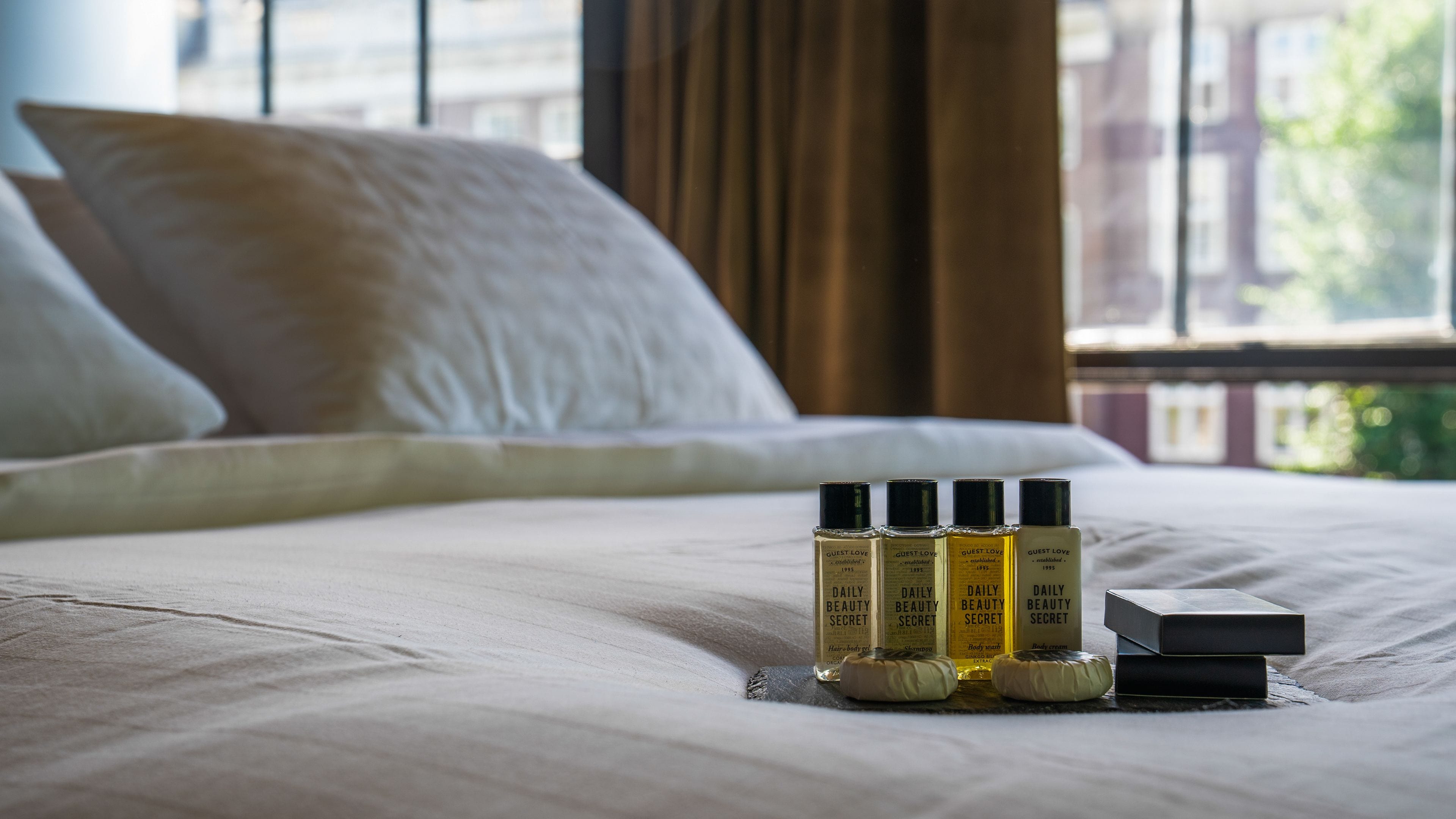 1 bedroom, in-room safe, individually decorated, individually furnished