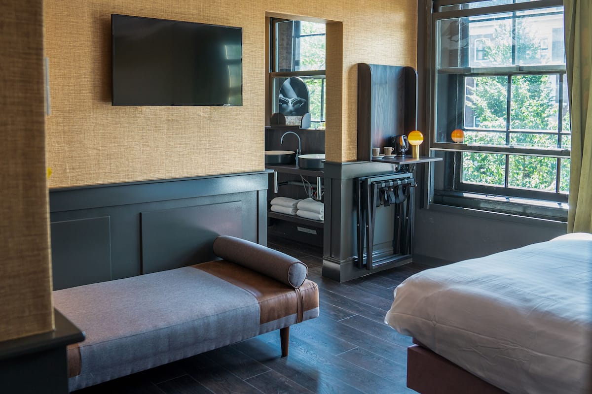 Premium Double Room | In-room safe, desk, blackout drapes, soundproofing