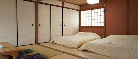 2 Schlafzimmer, Bettwäsche