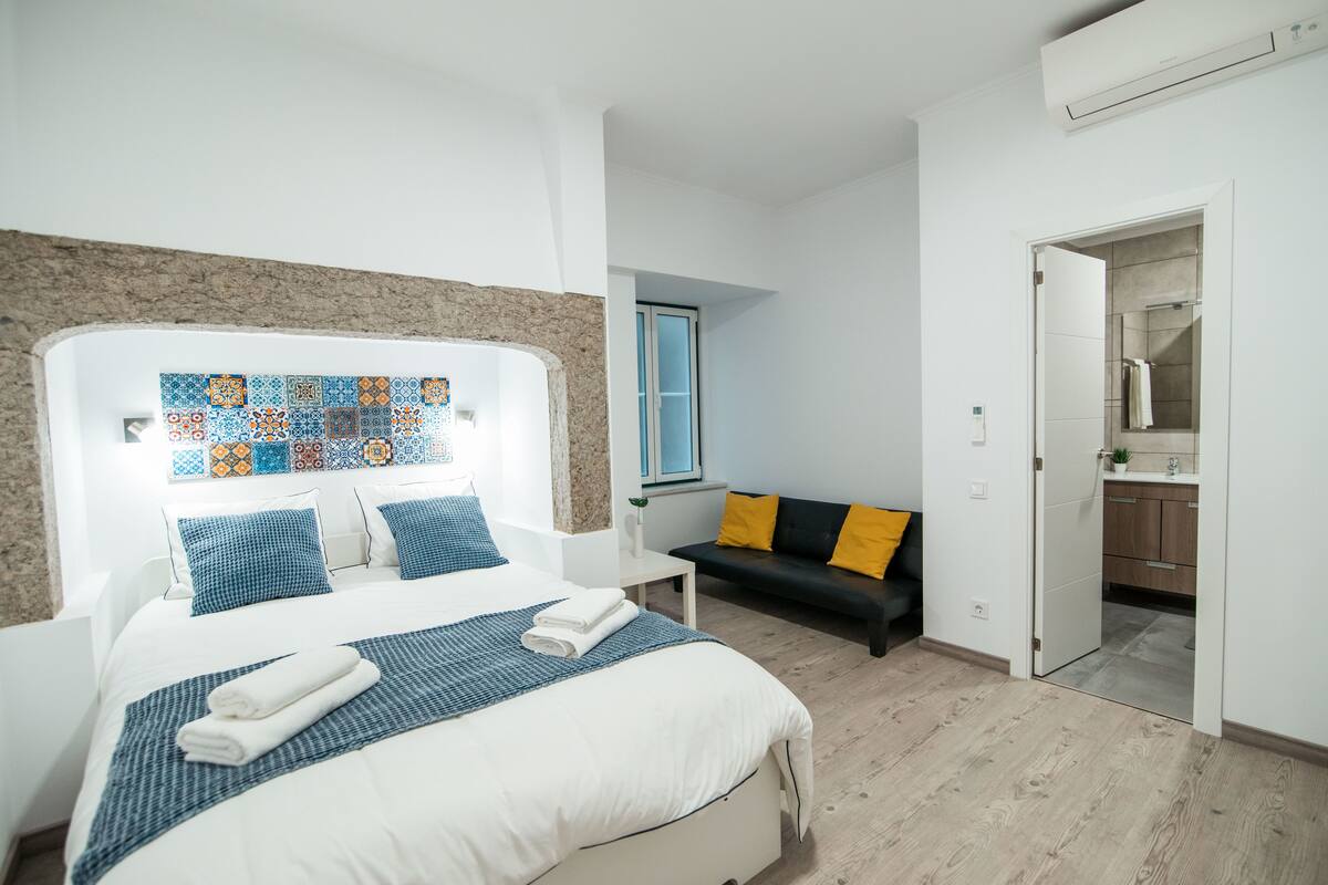 Superior Room (205) | Soundproofing, iron/ironing board (on request), free WiFi