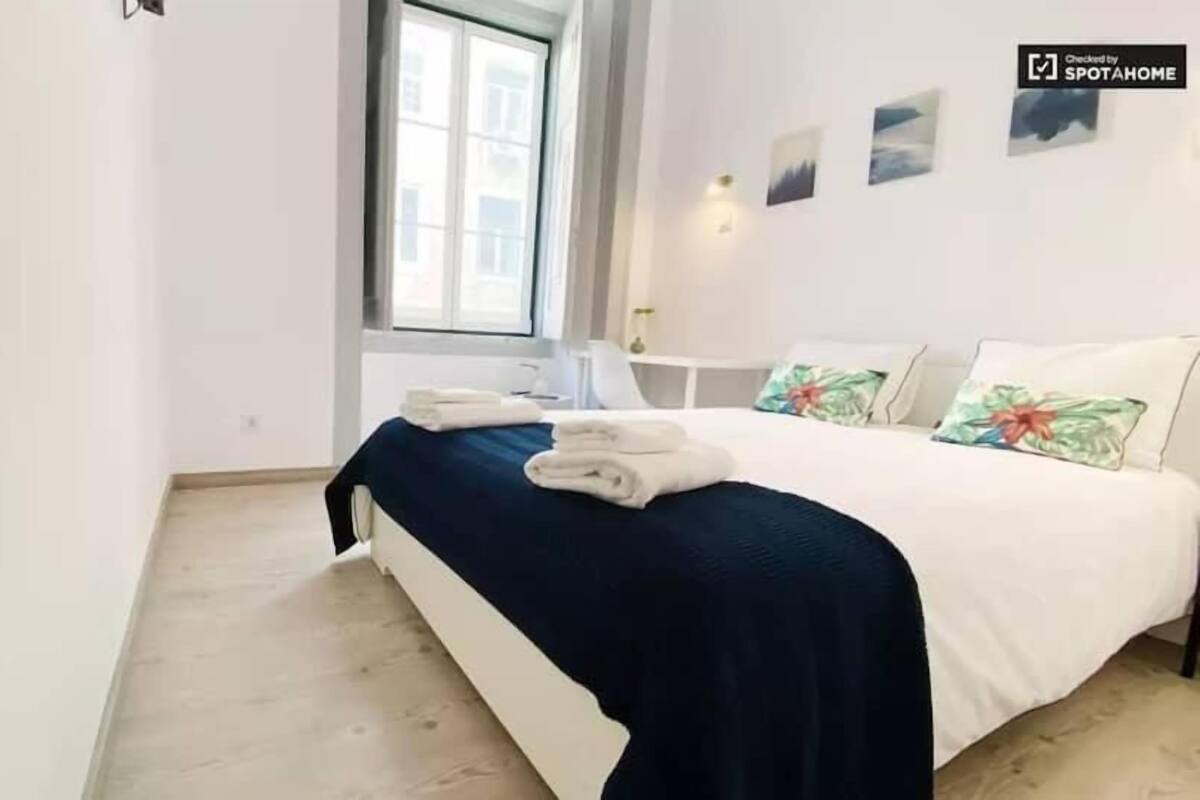 Classic Room (202) | Soundproofing, iron/ironing board (on request), free WiFi