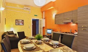 Lägenhet - 2 sovrum | Matservice på rummet