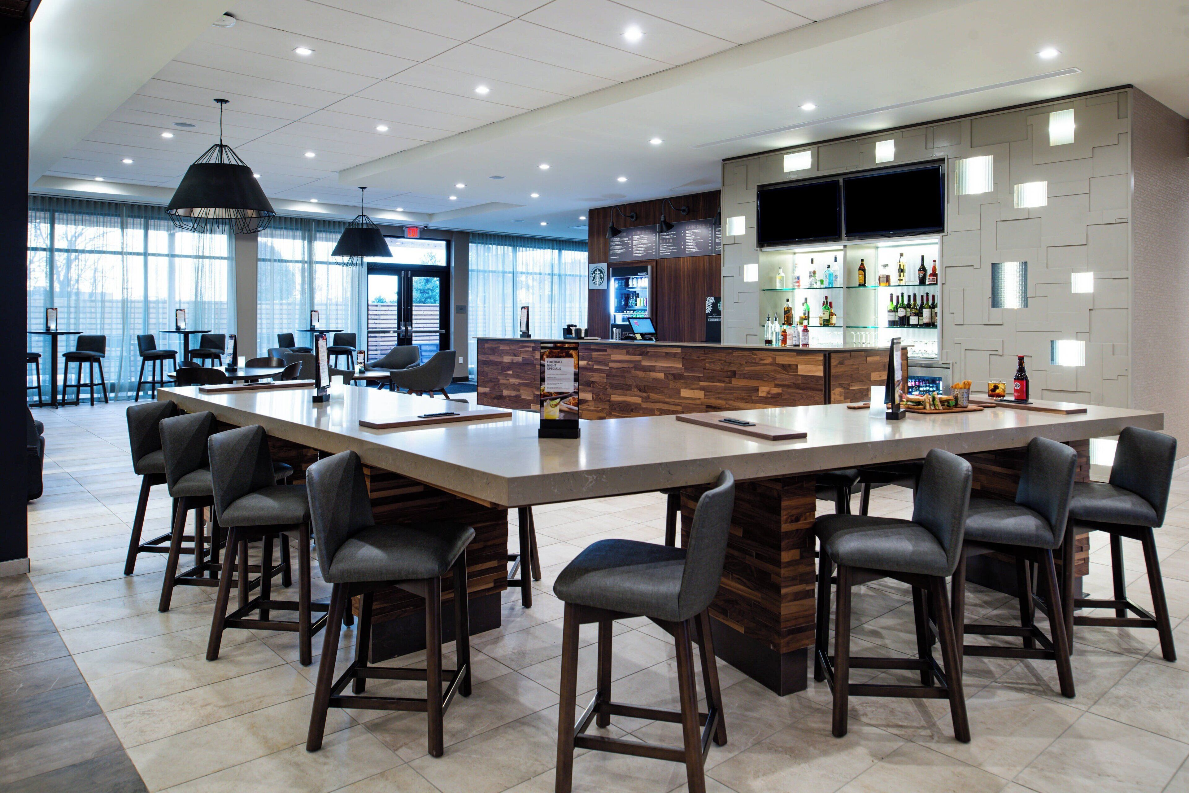 breakfast, dinner and brunch served