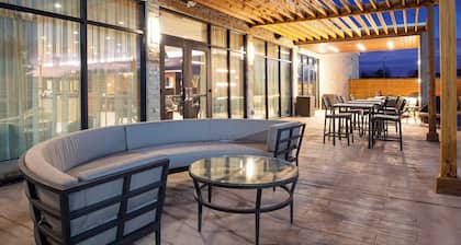 Courtyard by Marriott Kansas City Olathe