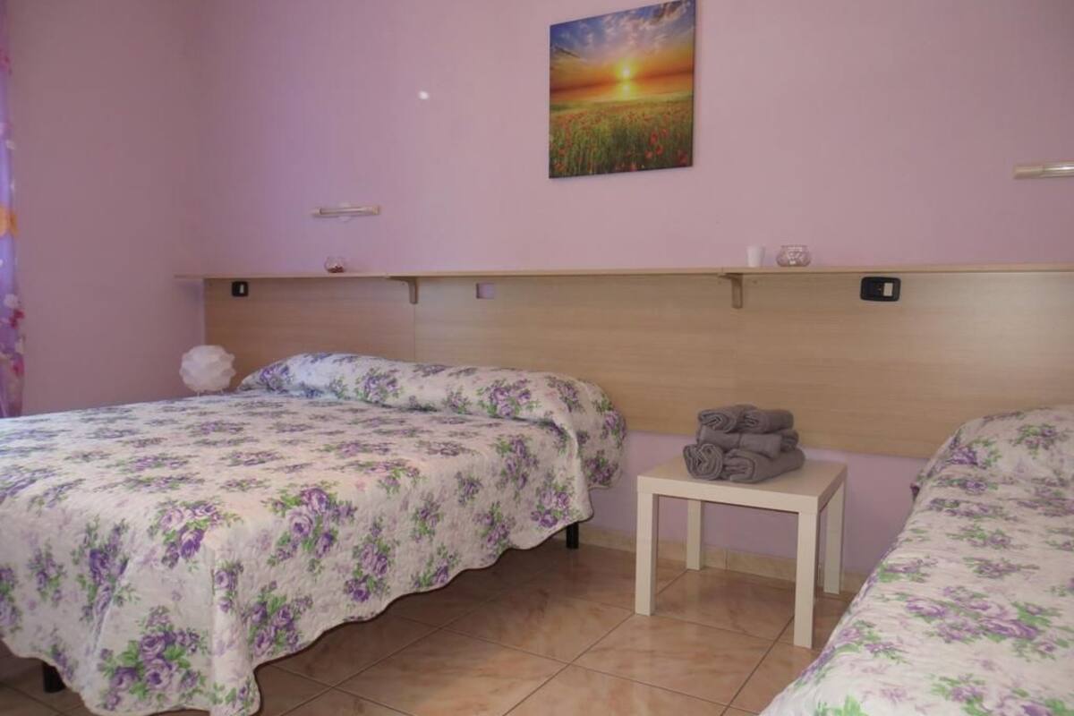 Deluxe-Doppelzimmer | Schreibtisch, kostenlose Babybetten, kostenloses WLAN, Bettwäsche
