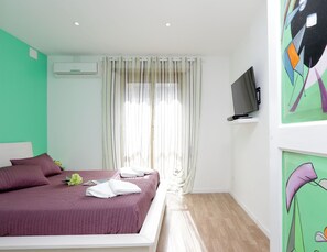 3 bedrooms, free WiFi, bed sheets - Lucky Domus Appio apartment (Rome)