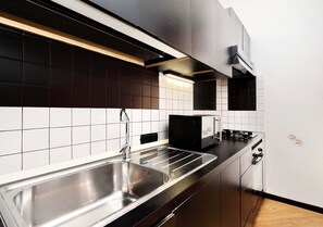 Apartment, 1 Bedroom | Private kitchen