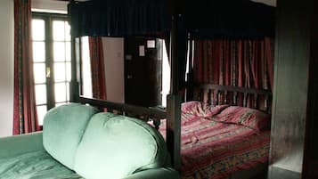 Four Poster Room, Ensuite (river view) | Desk, iron/ironing board, free WiFi