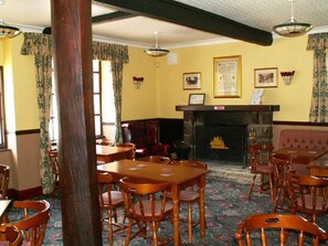 Restaurant - The Sloop Inn (Monmouth)