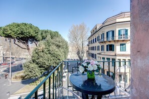 Family Apartment, 2 Bedrooms | Balcony - HI River View apartment (Rome)