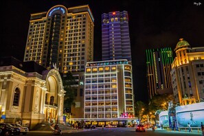 Exterior - AN Home • Rooft⭕️p  apt with garden, 3 VIEWs❗️Saigon HCMC Central (Ho Chi Minh)