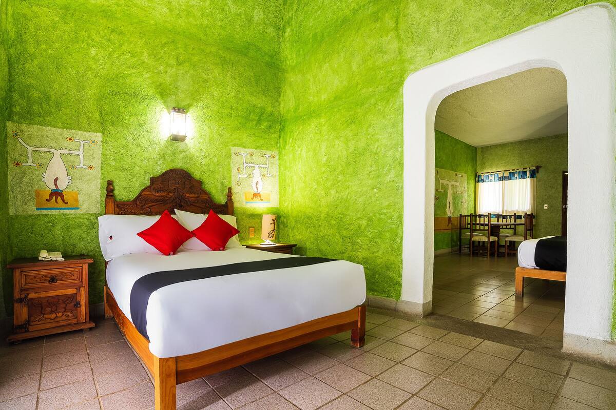 Superior Room, 2 Queen Beds