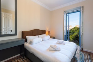Deluxe Apartment, 2 Bedrooms, Partial Sea View (Marble) | Iron/ironing board, cribs/infant beds, free WiFi, bed sheets - Independence Boutique Apartments (Valletta)