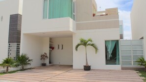 Exterior - Beautiful family house (Playa del Carmen)