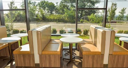 Wyndham Garden North Bergen Near Secaucus