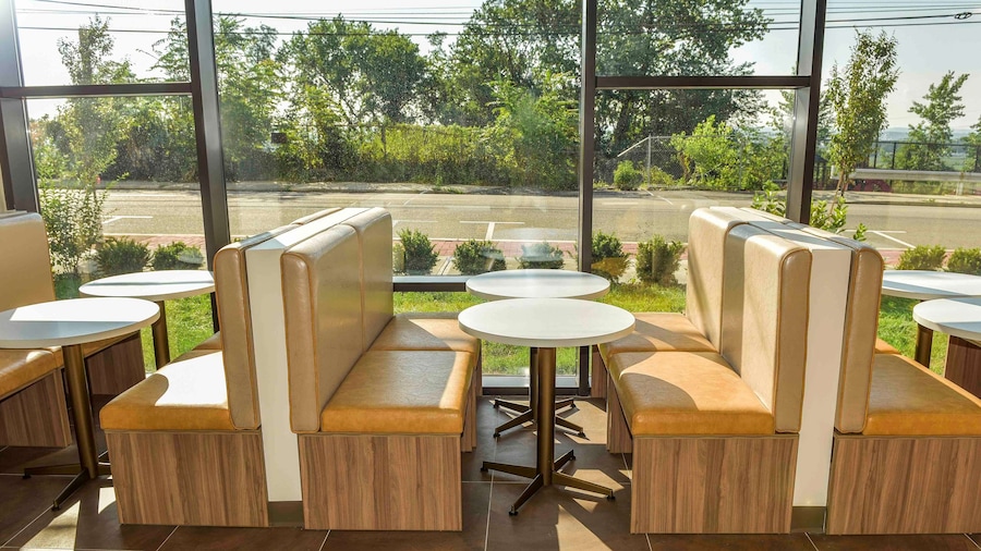 Wyndham Garden North Bergen Near Secaucus