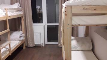 Chambre Ăconomique | Fer et planche Ă repasser, Wi-Fi gratuit