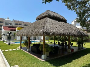 Exterior detail - Hotel Suite Las Valkirias (Santa María Huatulco)