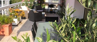 Cannes, Palm Beach, ático a 50 metros de la playa