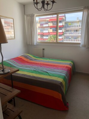 2 bedrooms, iron/ironing board, WiFi, bed sheets - Cannes, Palm Beach, Penthouse 50 meters from the Beach (Cannes)
