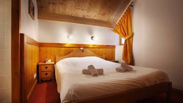 3 chambres, coffres-forts dans les chambres, Internet gratuit