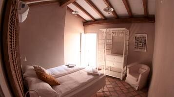 1 camera, Wi-Fi, lenzuola