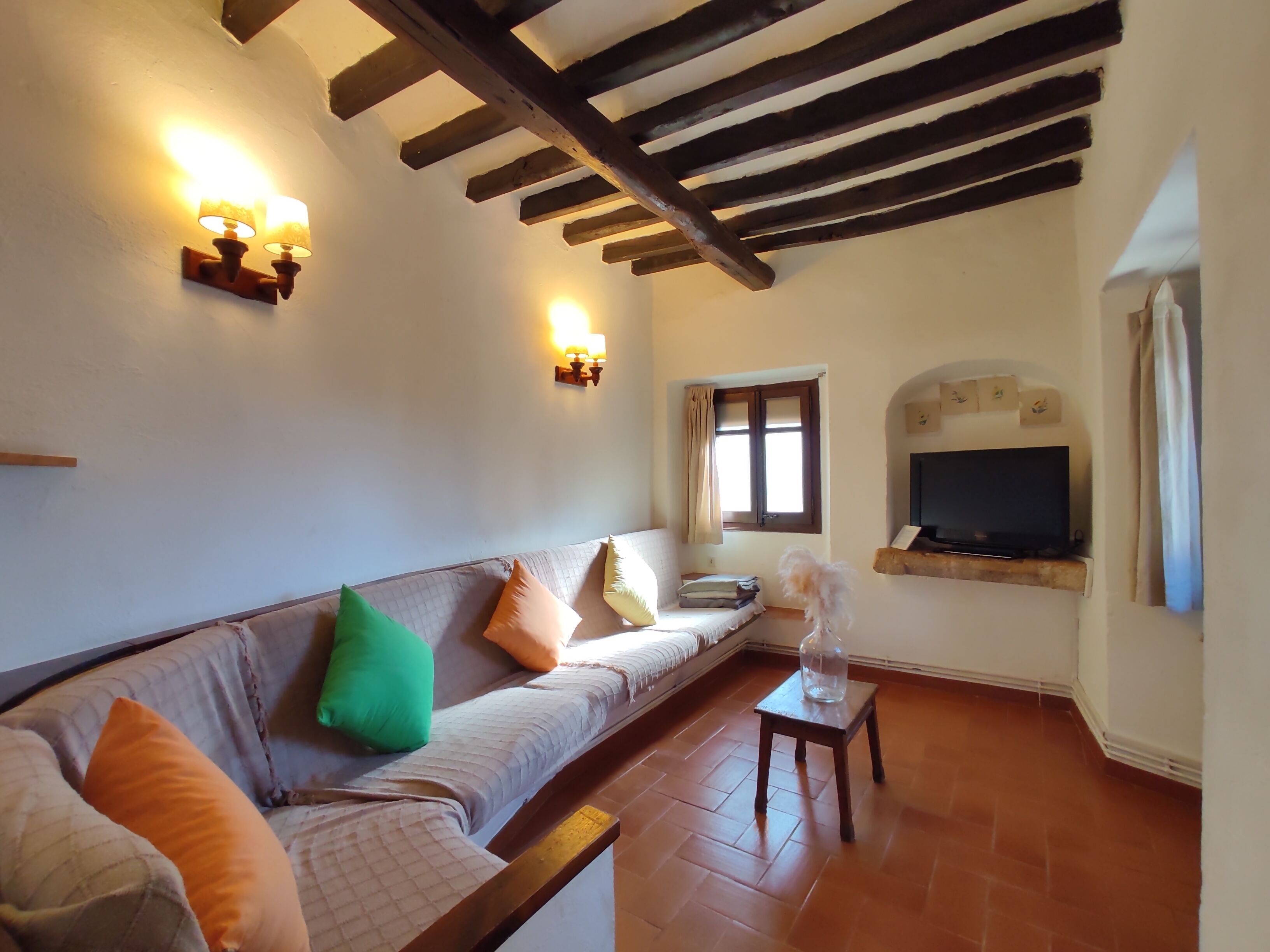 Télévision, cheminée