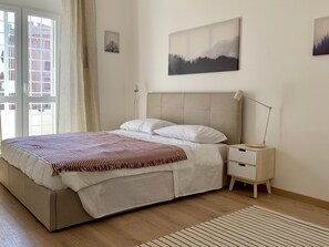 2 chambres, fer et planche à repasser, accès Internet, draps fournis