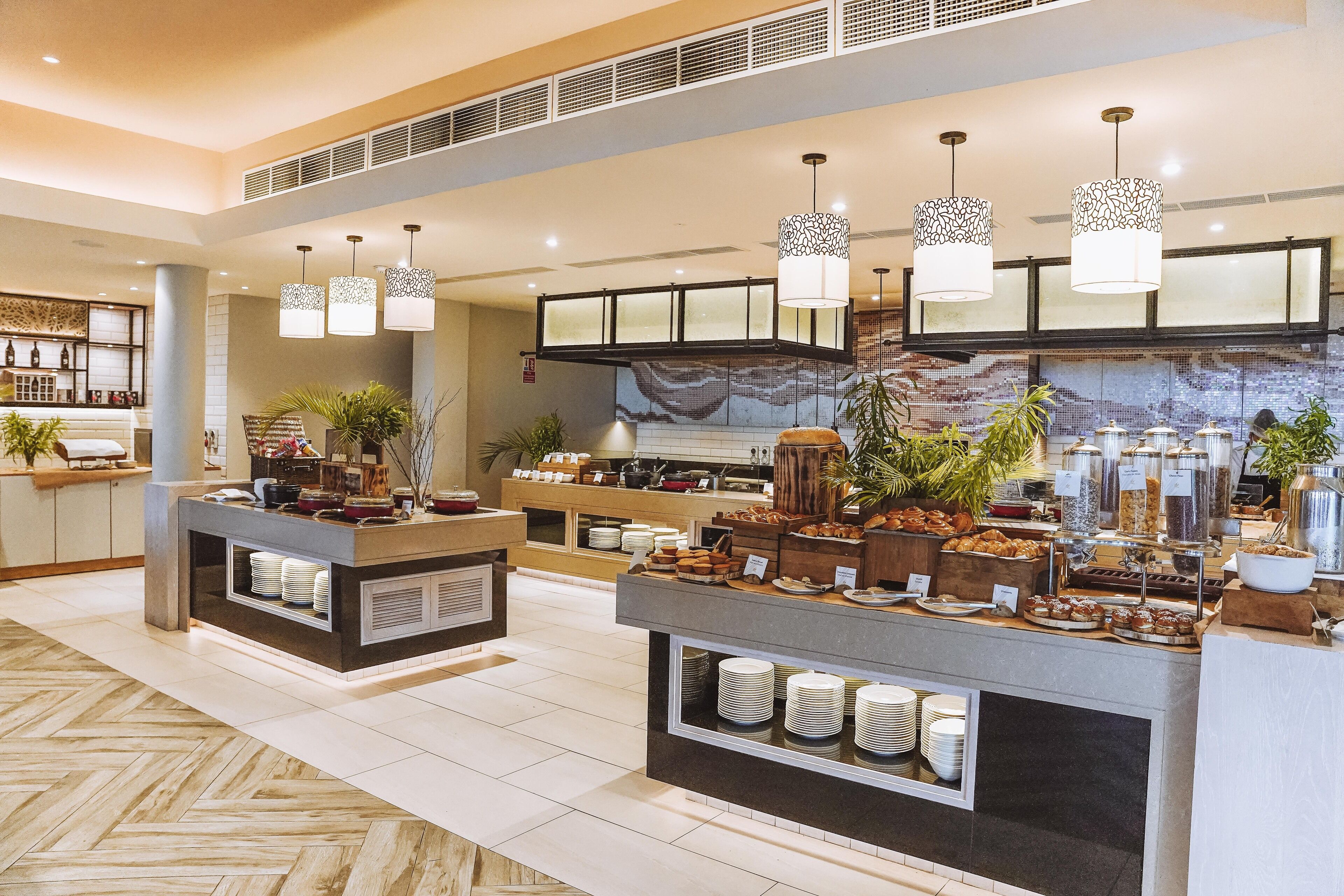 Dagelijks ontbijtbuffet inbegrepen