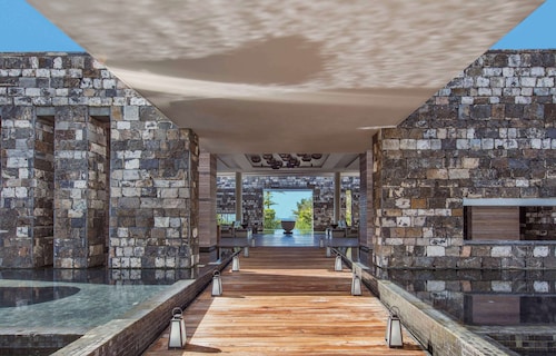 Constance Le Chaland Iko Mauritius