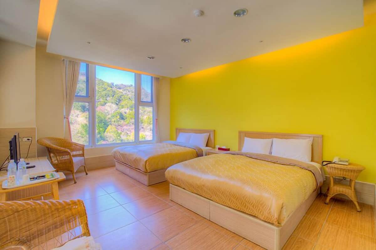 Quadruple Room with view (DA) | Blackout curtains, free WiFi, bed sheets
