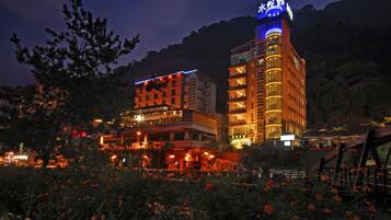 Front of property - evening/night
