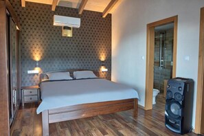 4 Schlafzimmer, WLAN, Bettwäsche