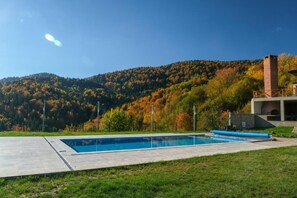 Innenpool, Außenpool