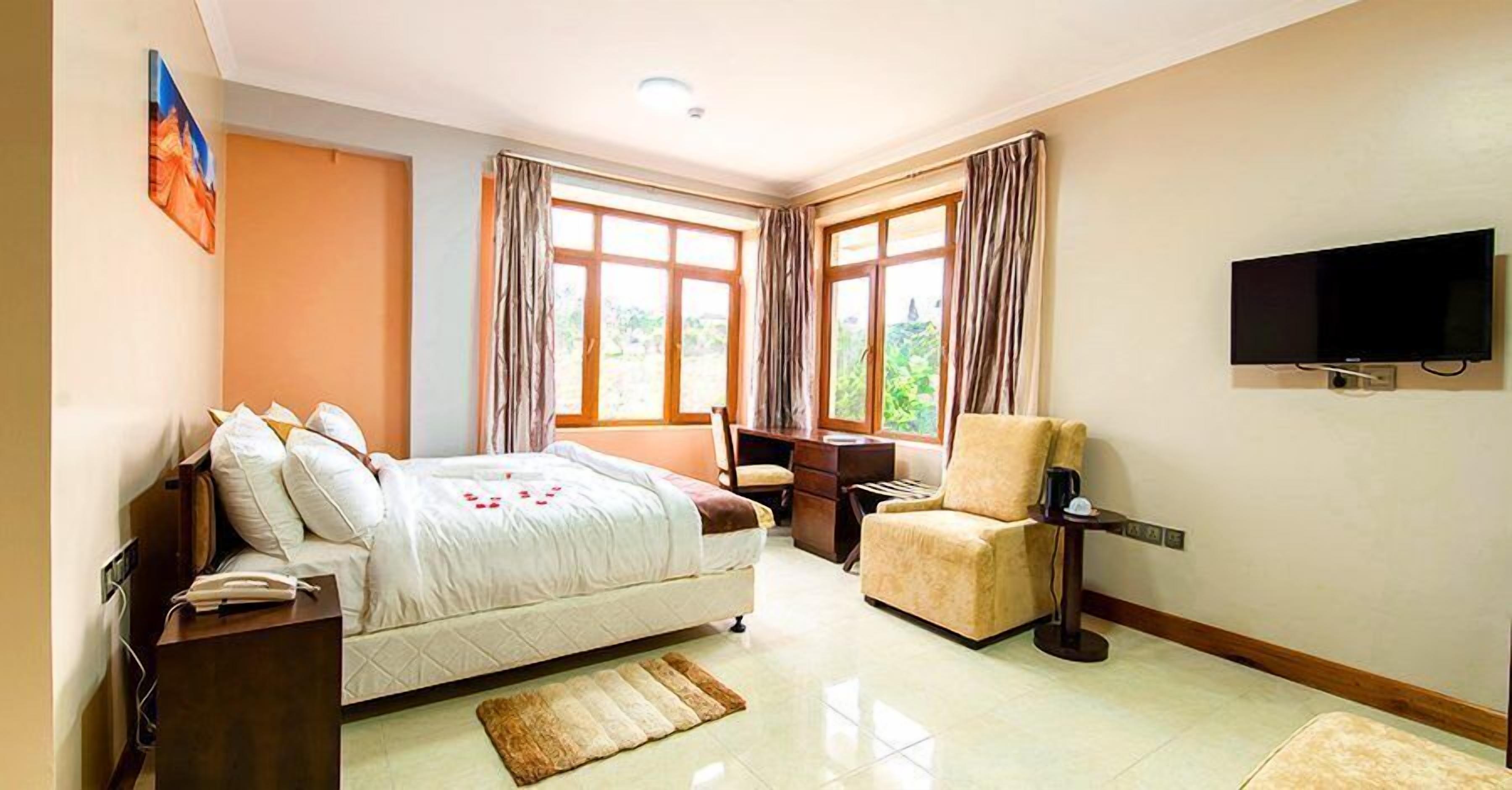 Deluxe Double or Twin Room | In-room safe, free WiFi, bed sheets
