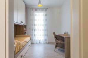2 slaapkamers, een strijkplank/strijkijzer, wifi, beddengoed
