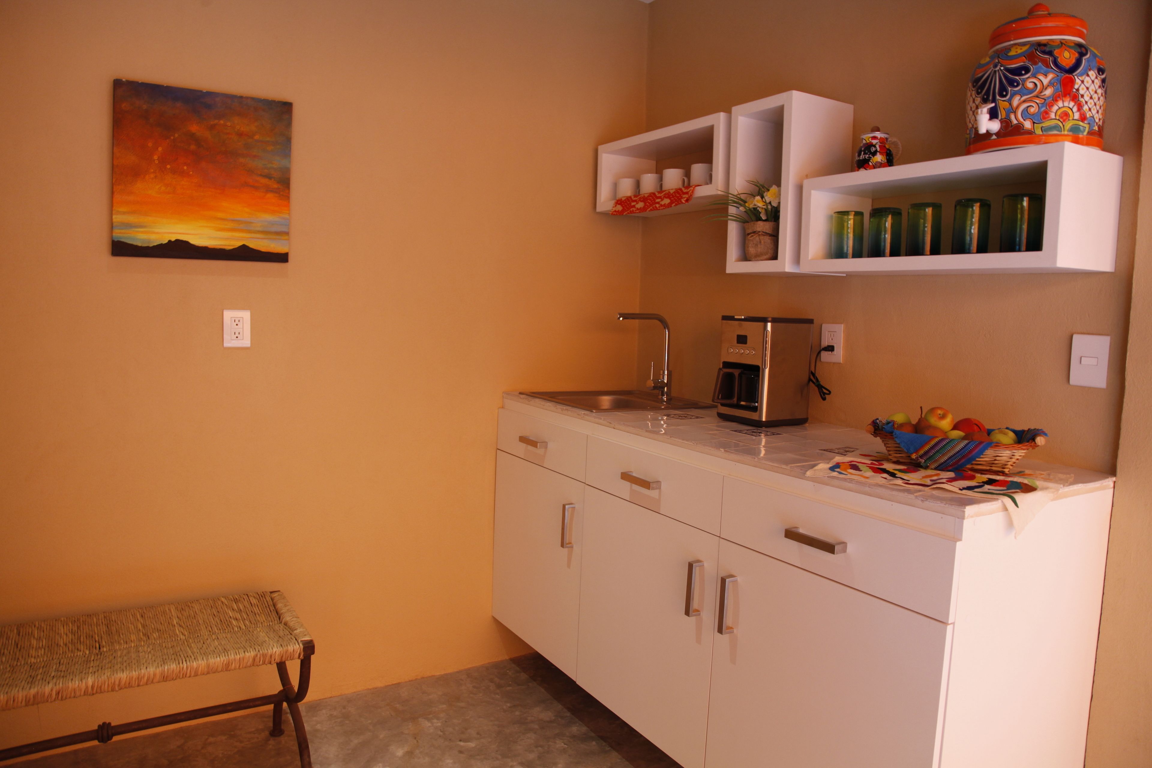 Cookware/dishes/utensils