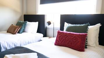Standard Twin Room, Shared Bathroom | Free WiFi, bed sheets